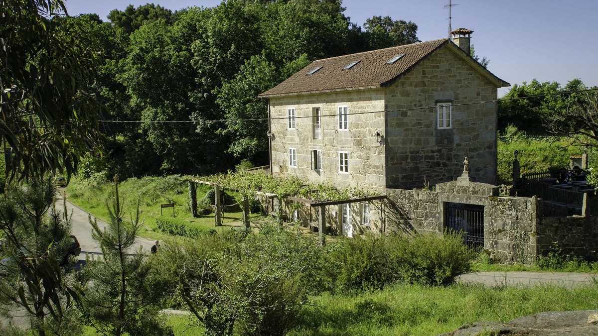 Bealo House | Casa de Turismo Rural Os Petroglifos