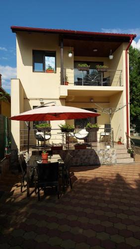 Calimanesti House | Casa de vacanță Iulian