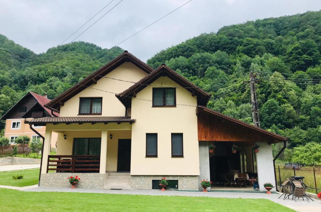 Sugag Cabin | Casa de vacanta Dana