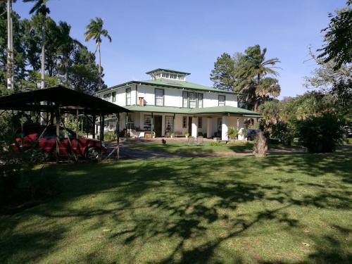 Roble House | Casa del Cafe-Familiar