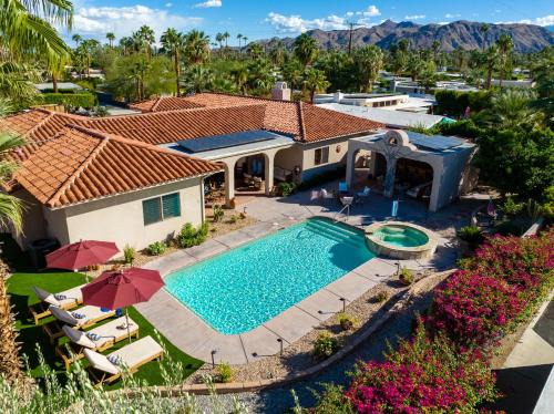 Warm Sands Villa | Casa Del Lobo by ACME House Company