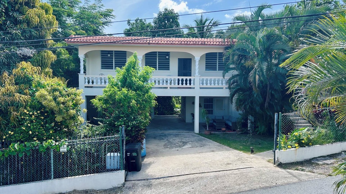 Pedernales Villa | Casa del Mango Four Bedroom Vacation Home in Cabo Rojo PR