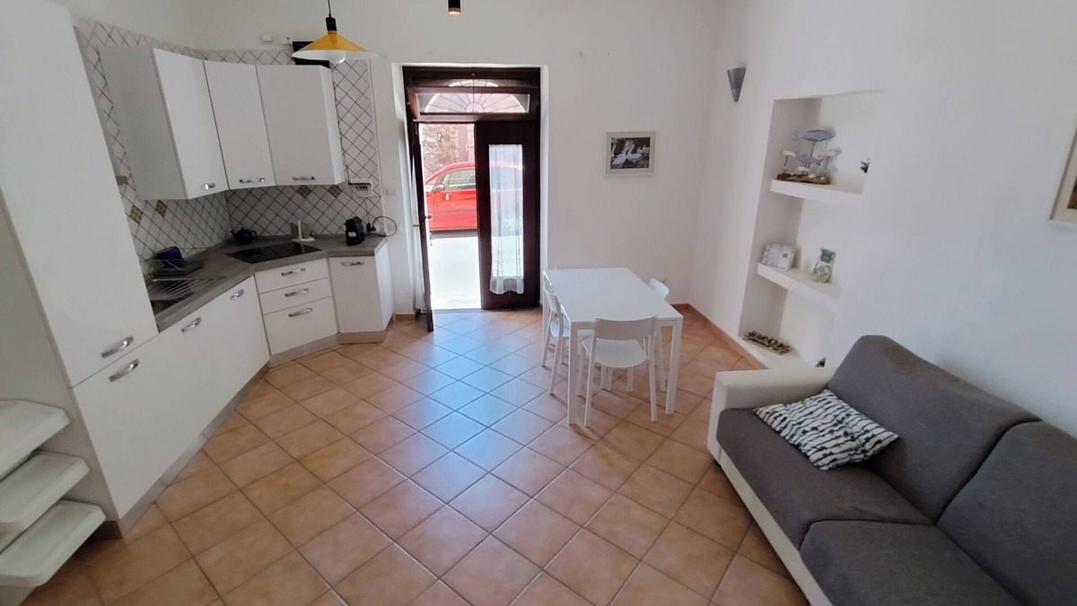 Scario Apartment | Casa del Porto Bilocale a Pochi Passi da Spiaggia e dal Porto con Ogni Confort