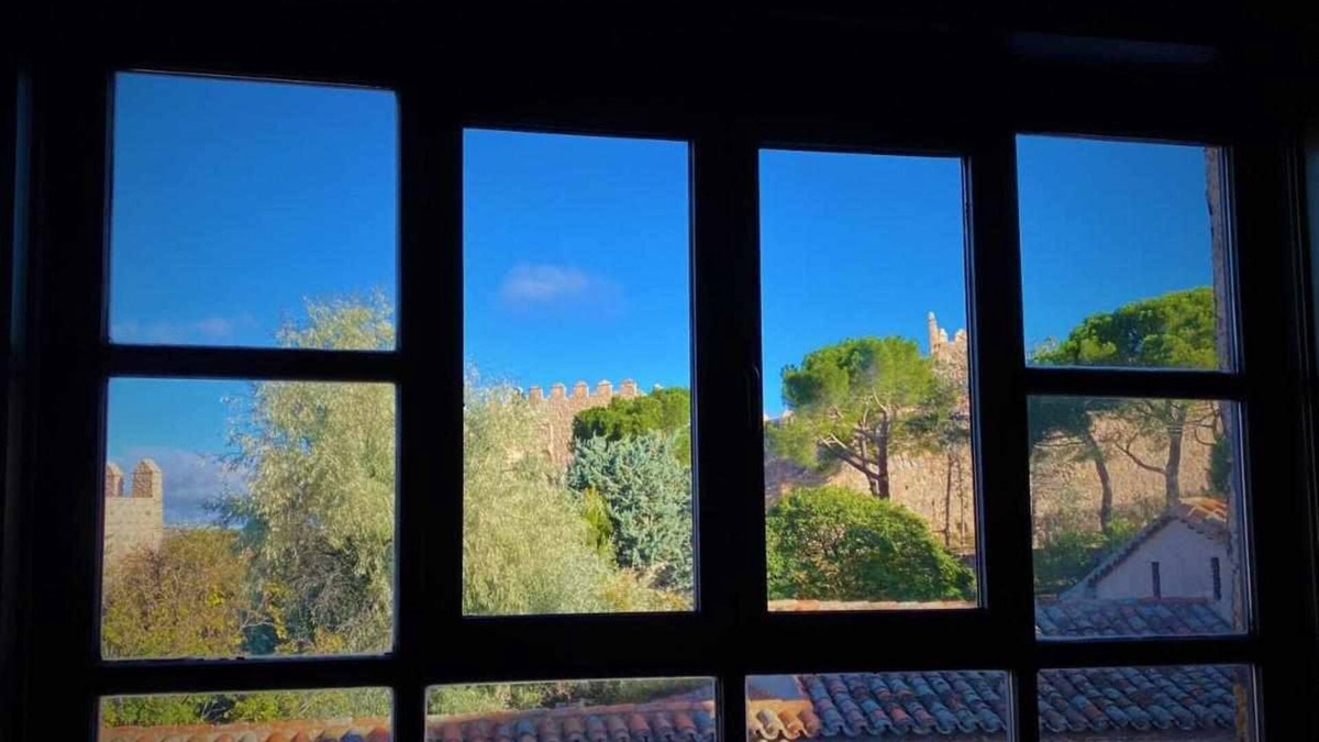 Old Town of Avila Apartment | Casa del Puente - MurallaHomes