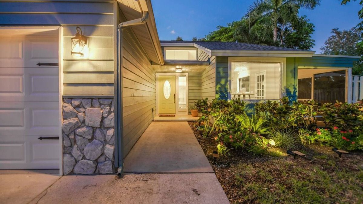 River District House | Casa del Río! Beaches, IMG, Boating & Riverwalk.