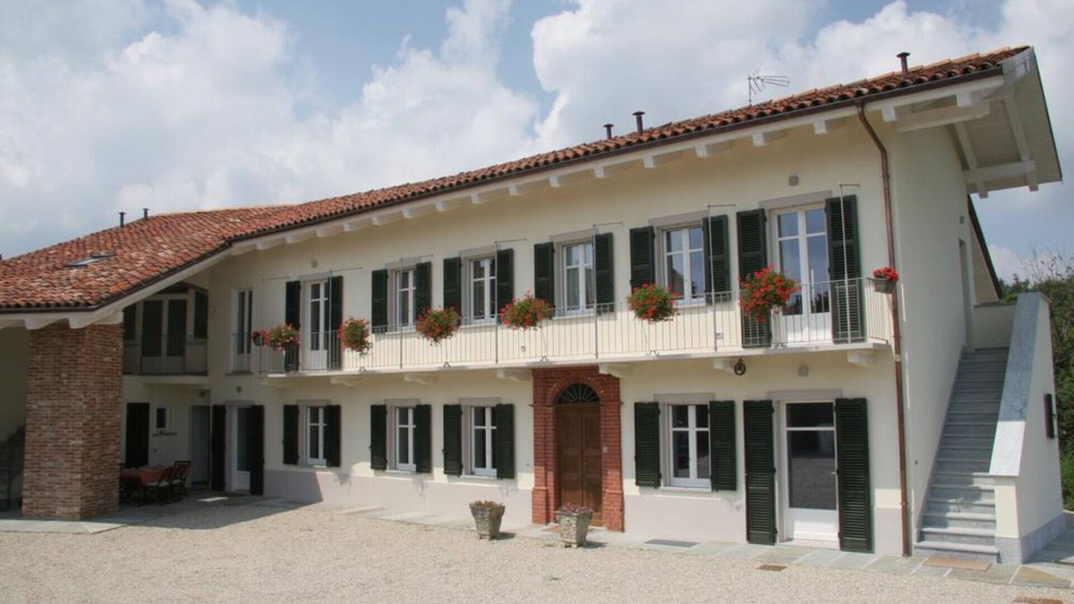 Montaldo Roero Apartment | Casa della Rocche - Rocca Cerlic apartment