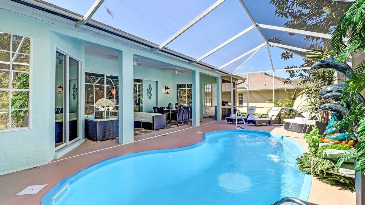 Crown Pointe House | CASA DELMARE.Naples pool-villa retreat