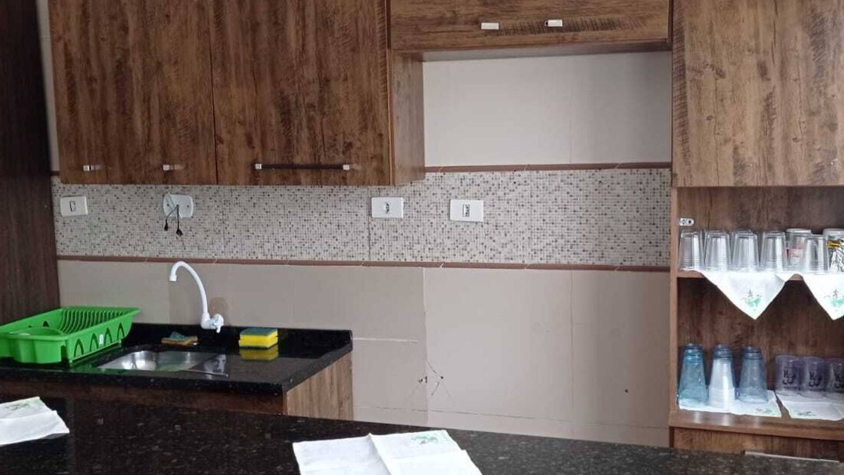 Novo Mundo House | Casa do Aconchego Feliz em Curitiba Aceita Pets