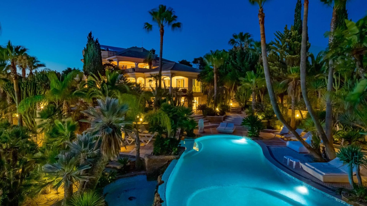 Cerro de Aguia Villa | Casa do Monte - a majestic 8 bedroom villa with spectacular gardens