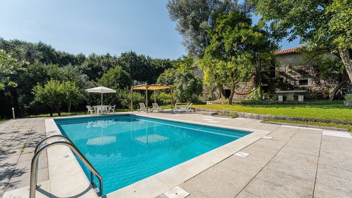 Povoa de Lanhoso Apartment | Casa do Pomar - Manor House