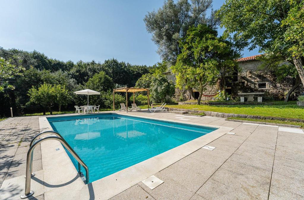 Povoa de Lanhoso Apartment | Casa do Pomar - Manor House