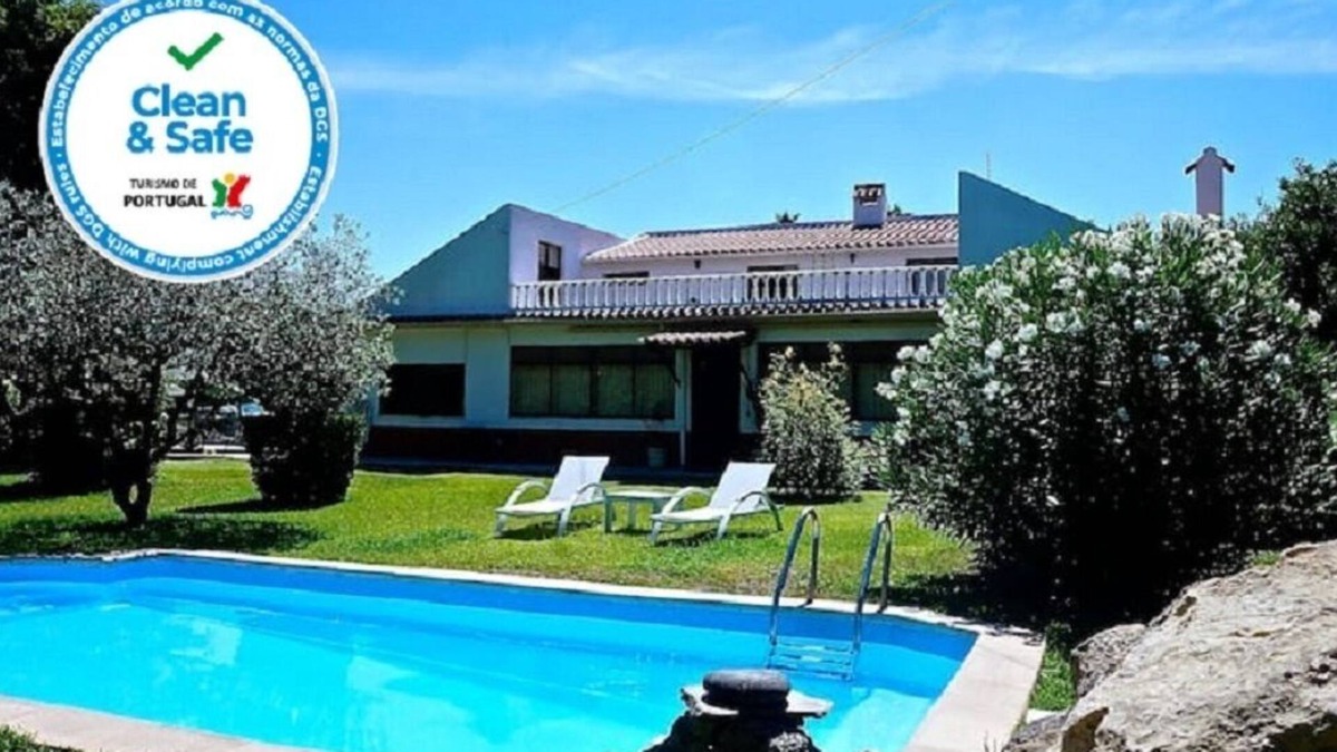 Setubal House | Casa do Vale - Relaxing villa with pool and garden - SPECIAL OFFER 17 to 30 Sept