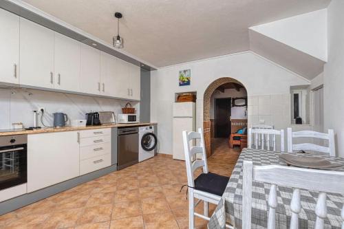 Bemparece House | Casa dos Peixinhos - Rogil