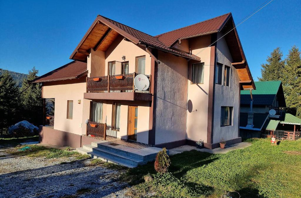 Saru Dornei House | Casa Dragomir