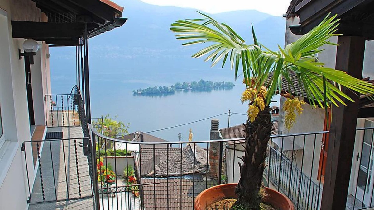 Ronco sopra Ascona Apartment | Casa Eduardo Apt.2 by Interhome