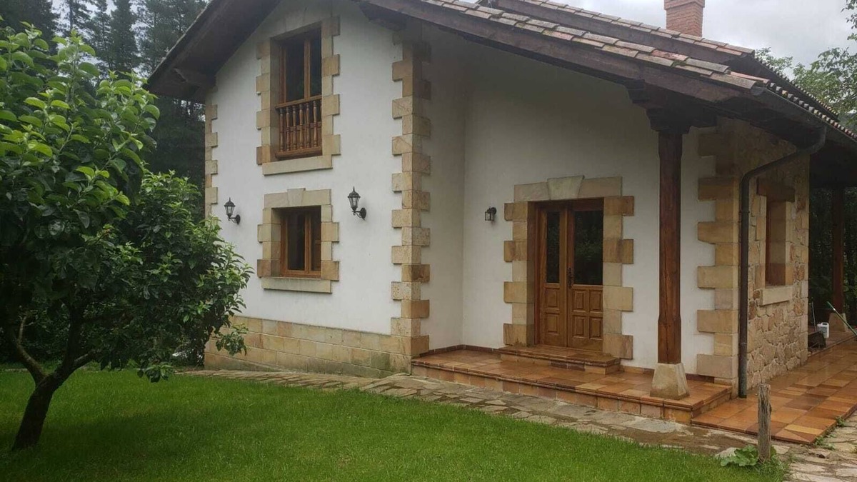 Arguebanes House | Casa el Viñadal, the viewpoint of the Picos de Europa.