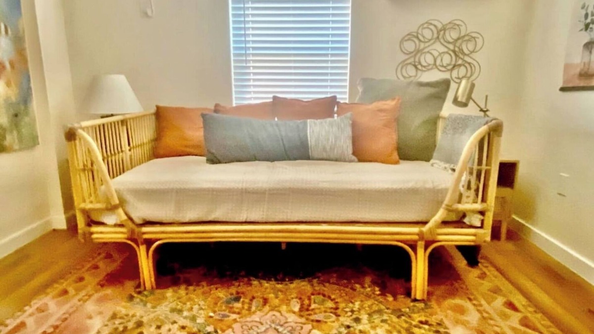 Blackshear-Prospect Hill House | Casa Eleven . Super Location. Walkability