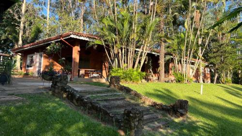 Cosmopolis House | Casa em Sítio acolhedor próx de SP