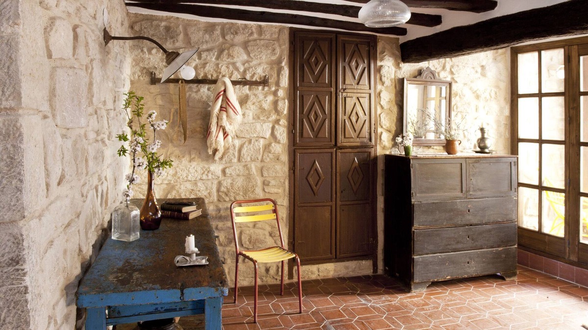 Calaceite House | Casa Empeltre and its Casa Grande, in group or family