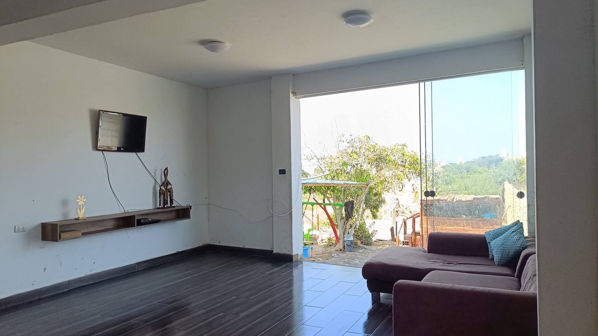 Asia House | Casa En Asia