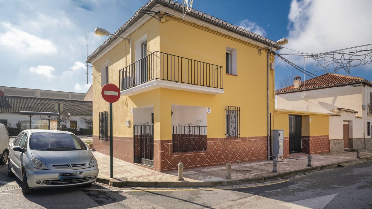 Granada House | Casa en Granada con Patio Privado y Piscina
