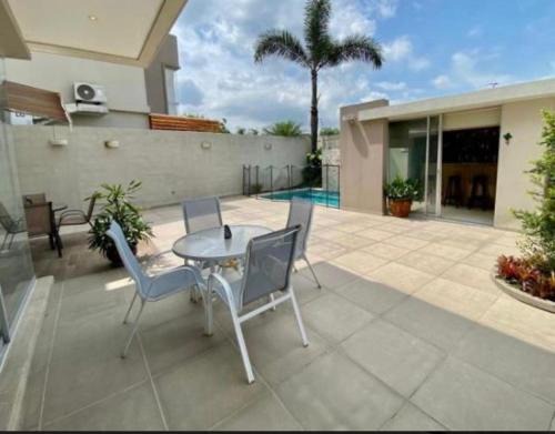 Samborondon Villa | Casa en Samborondón