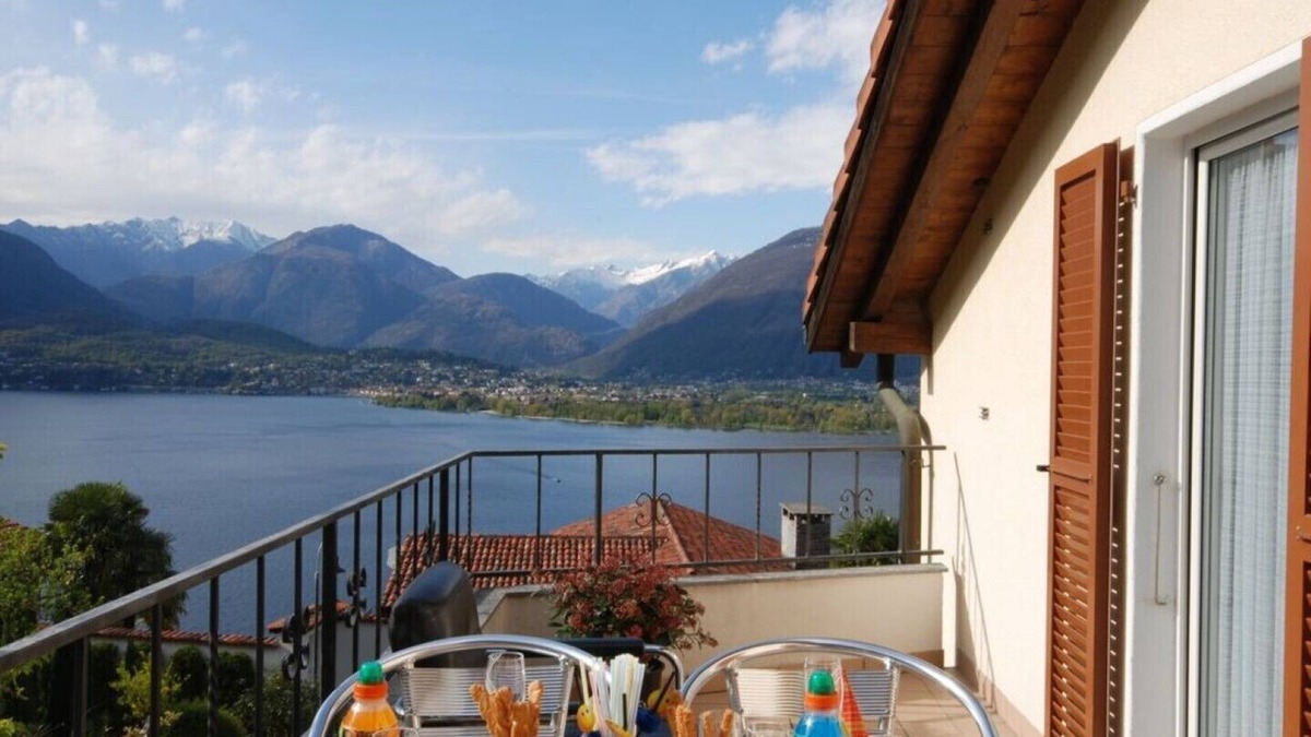 San Nazzaro Condo | Casa Esmeralda ALLEGRIA - 3-room apartment, approx. 55 m², balcony 12 m²