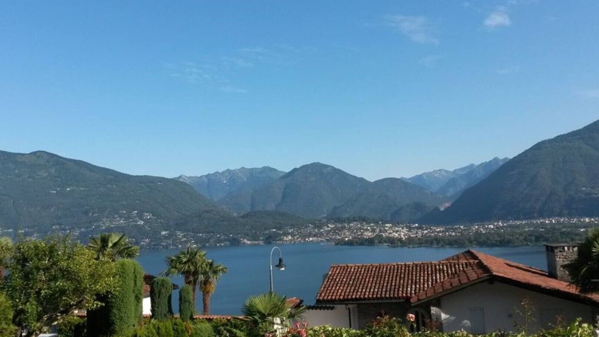 San Nazzaro House | Casa Esmeralda SERENITA - 3-room apartment, approx. 65 m², with garden seating area