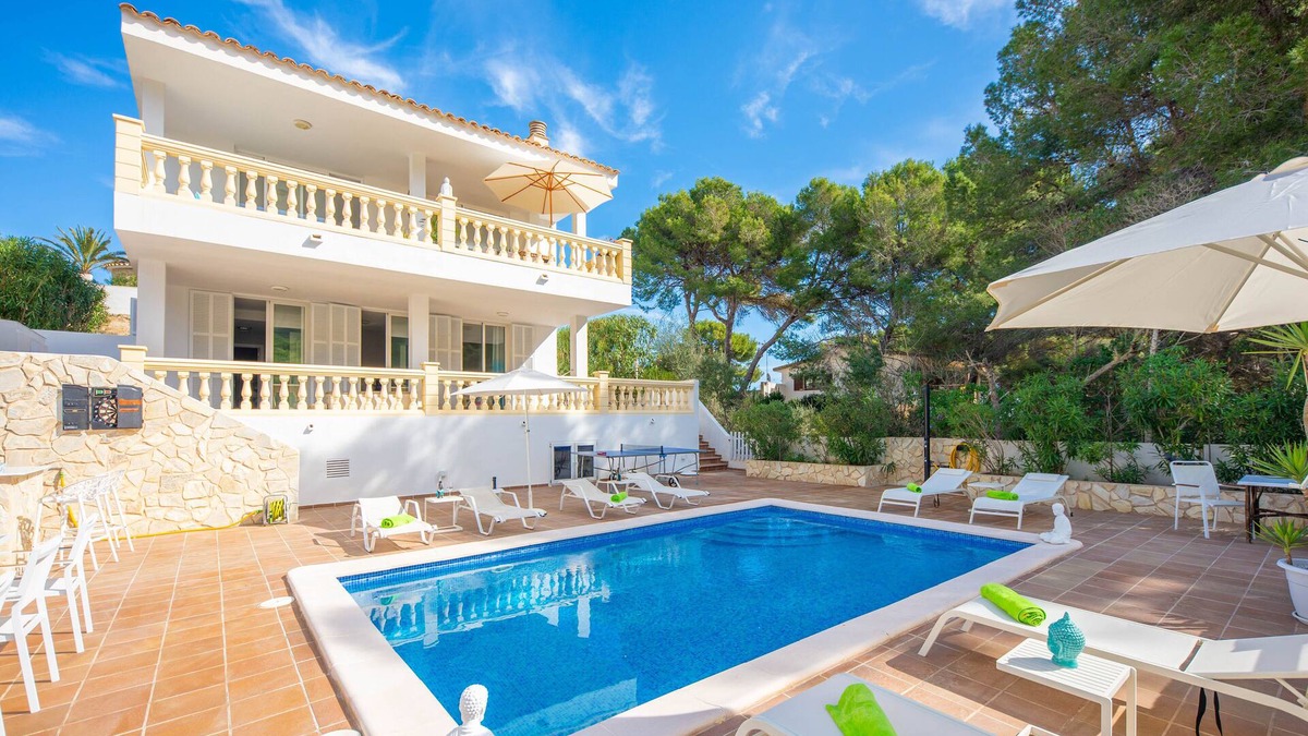 Provensals Villa | CASA FELIZ - Stunning villa with private pool and Free Wifi