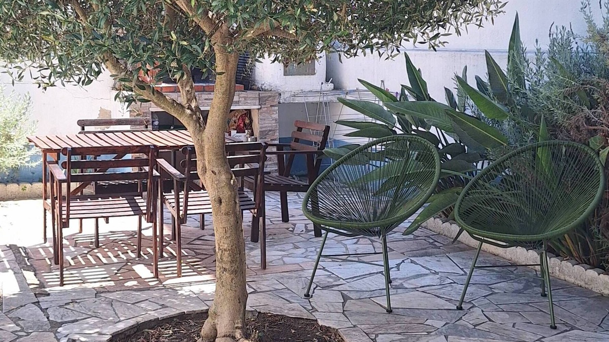 Trafaria Villa | Casa Ferry Holiday House Lisbon 15min & Beach 8min