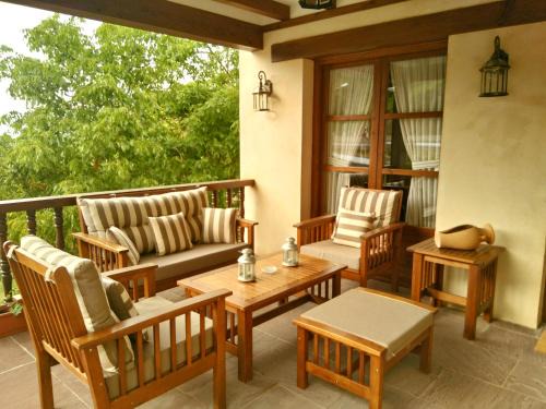 Lomena House | Casa Fidela