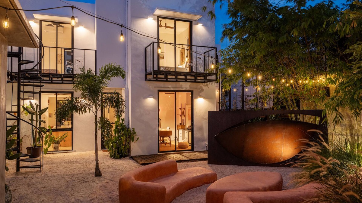 Sagrado Corazon Villa | CASA FRIDA by DW