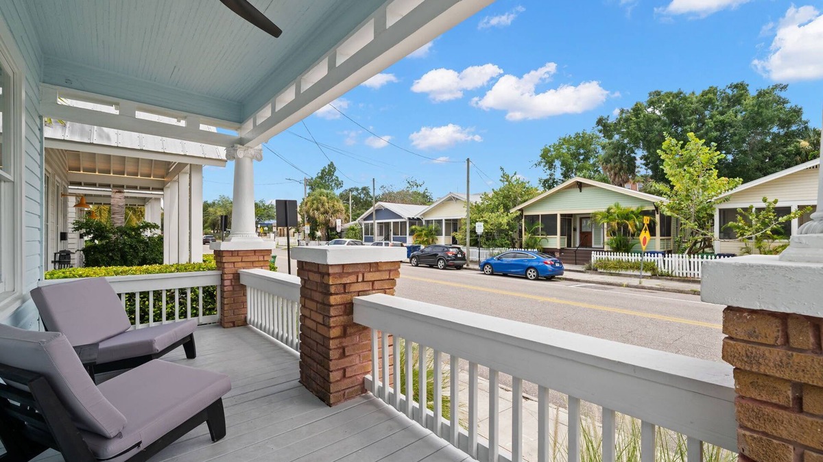 Historic Ybor House | Casa Fuente | Adorable Ybor Bungalow Near 7th Ave