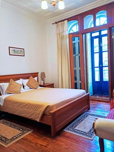 Quito Historic Center Hotel | Casa Hotel Las Plazas