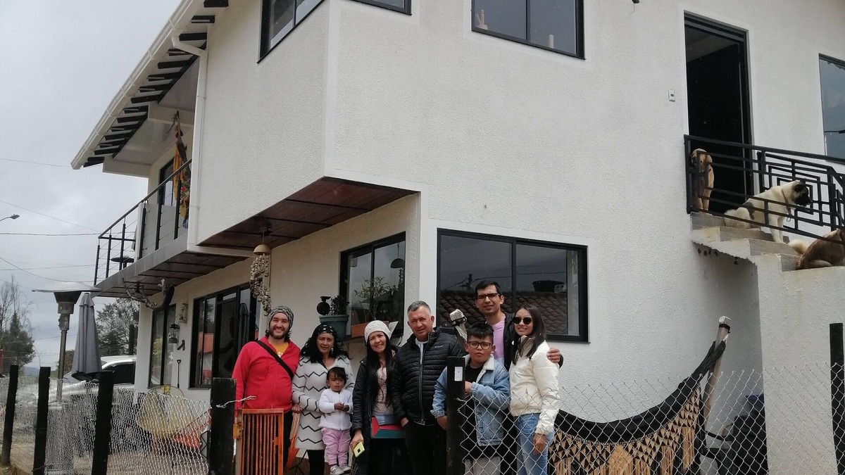 Guatavita Apartment | Casa Ibanaska, tu Hospedaje con Jacuzzi al Aire Libre, Ideal Para Familias