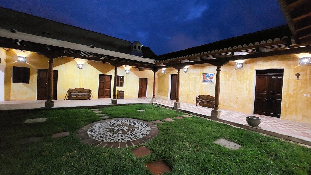 Antigua Guatemala House | Casa JoStella beautiful house Historic District close to everything in Antigua.