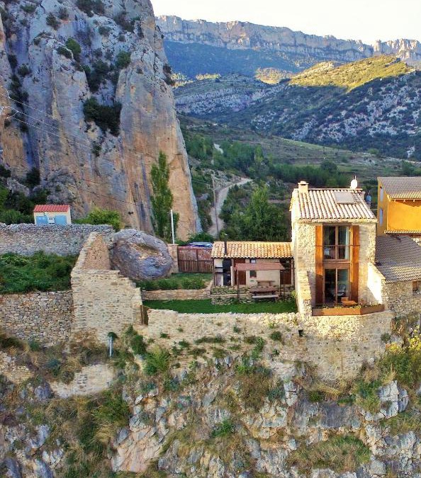 Abella de la Conca House | Casa Jou