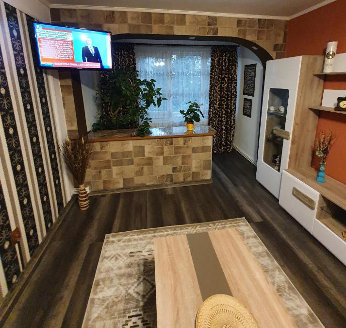 Tecuci Apartment | Casa & Julieta