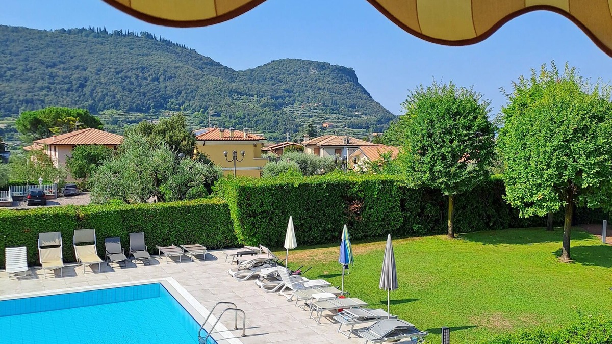 Garda Apartment | CASA KRISSI GARDA - Apartment with Pool, balcony and garage