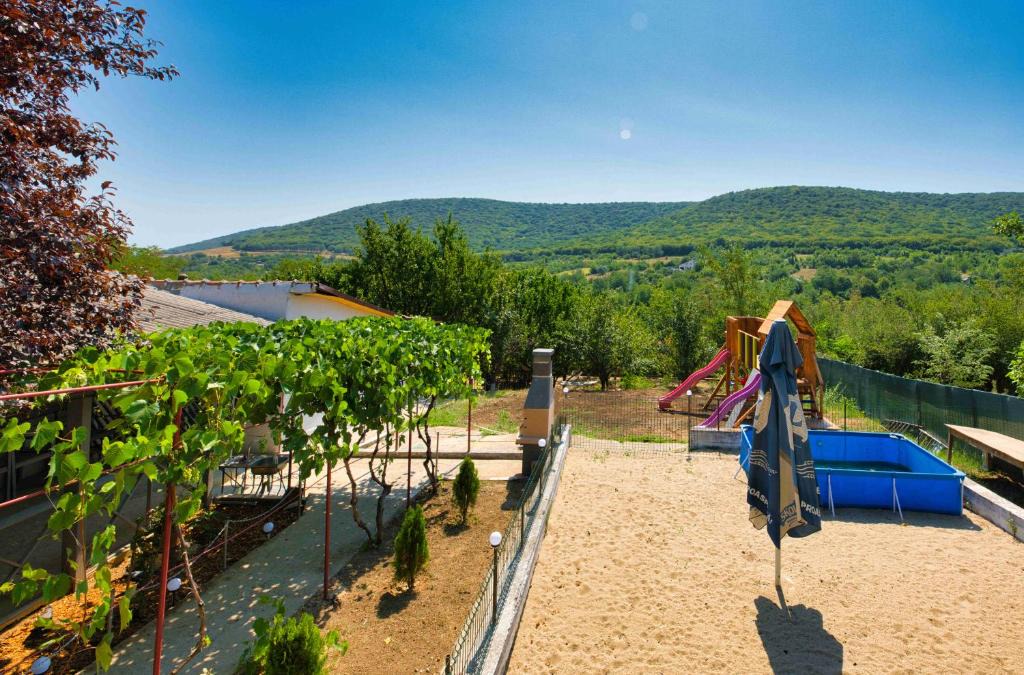 Babadag House | Casa La Dăvrei