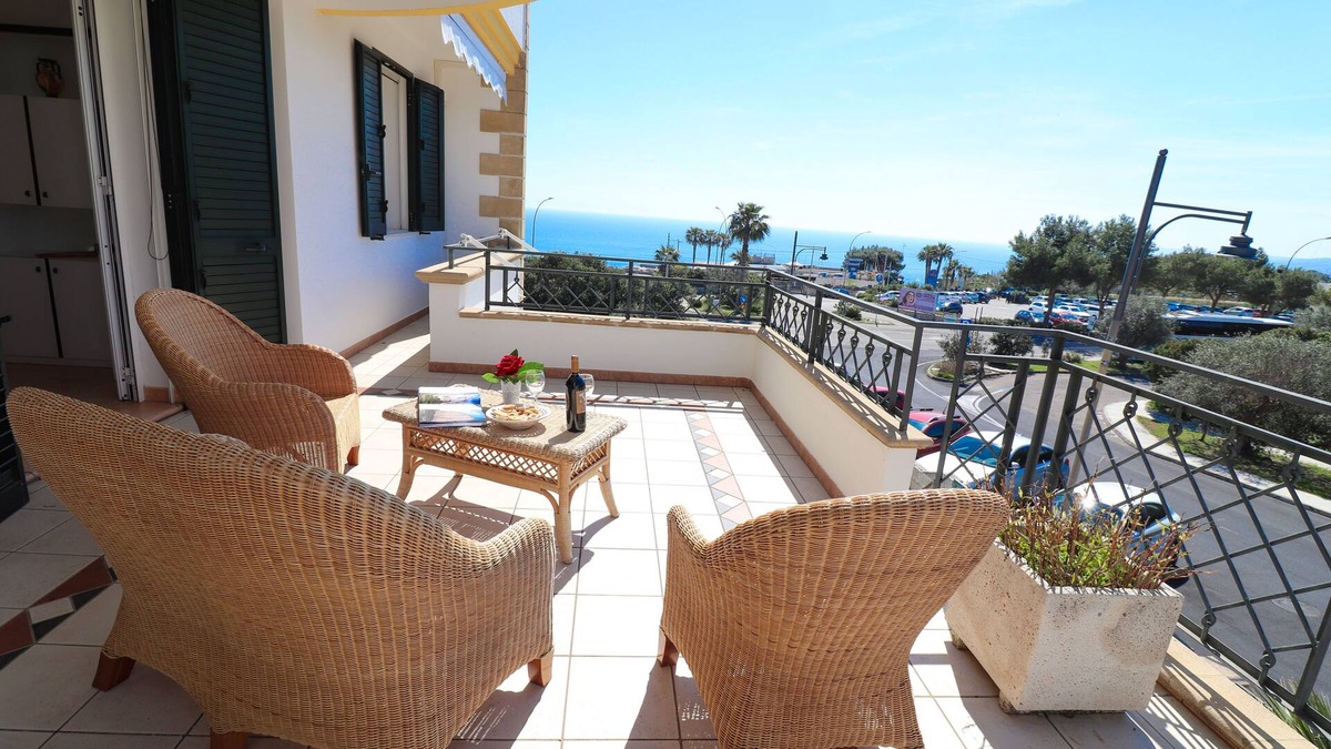 Castro Marina House | Casa La Perla in Castro sea view