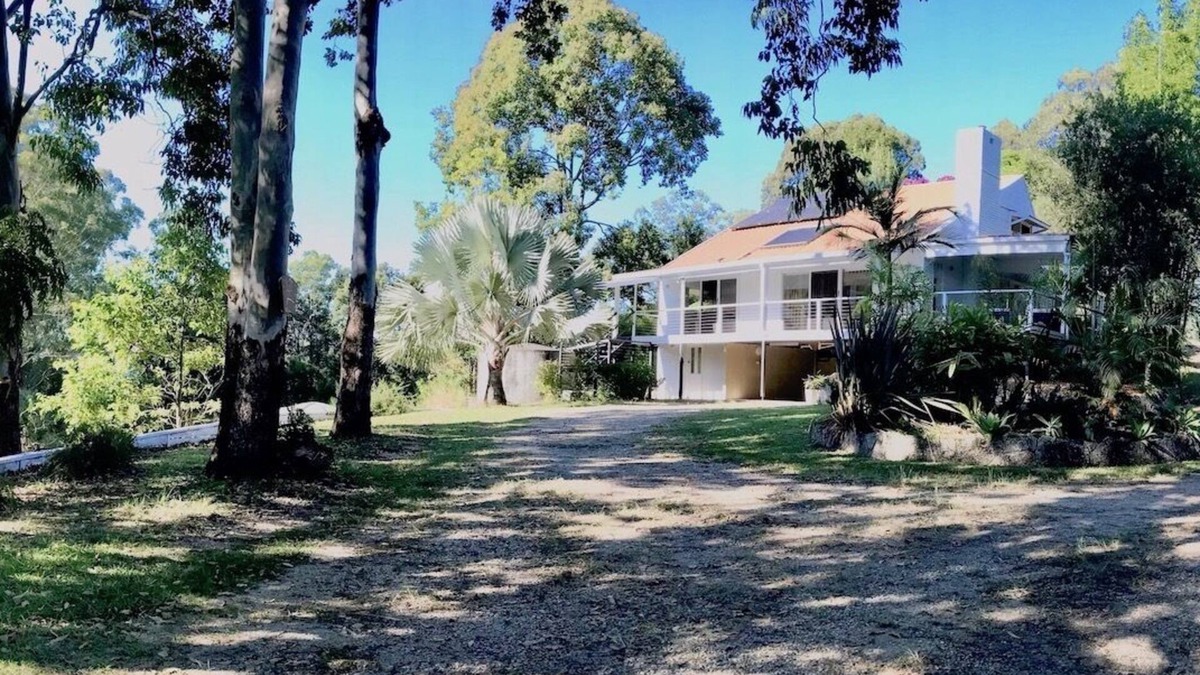 Valla House | Casa Las Valla, Coastal Country Retreat House NSW, Private, Spacious