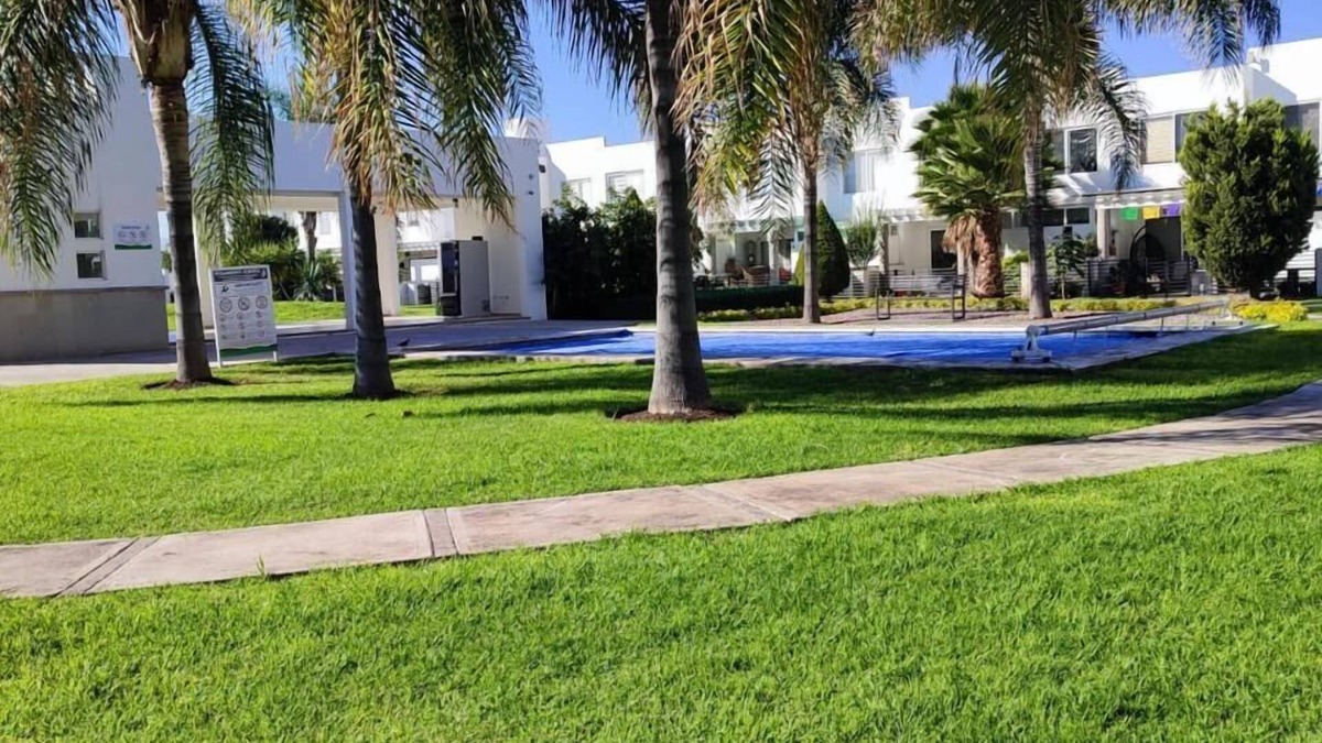 El Pueblito Condo | CASA LAUREL