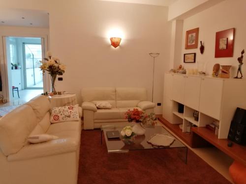 Lecce House | Casa Lauretta - terrazza con idromassaggio - garage wifi e bici gratuite