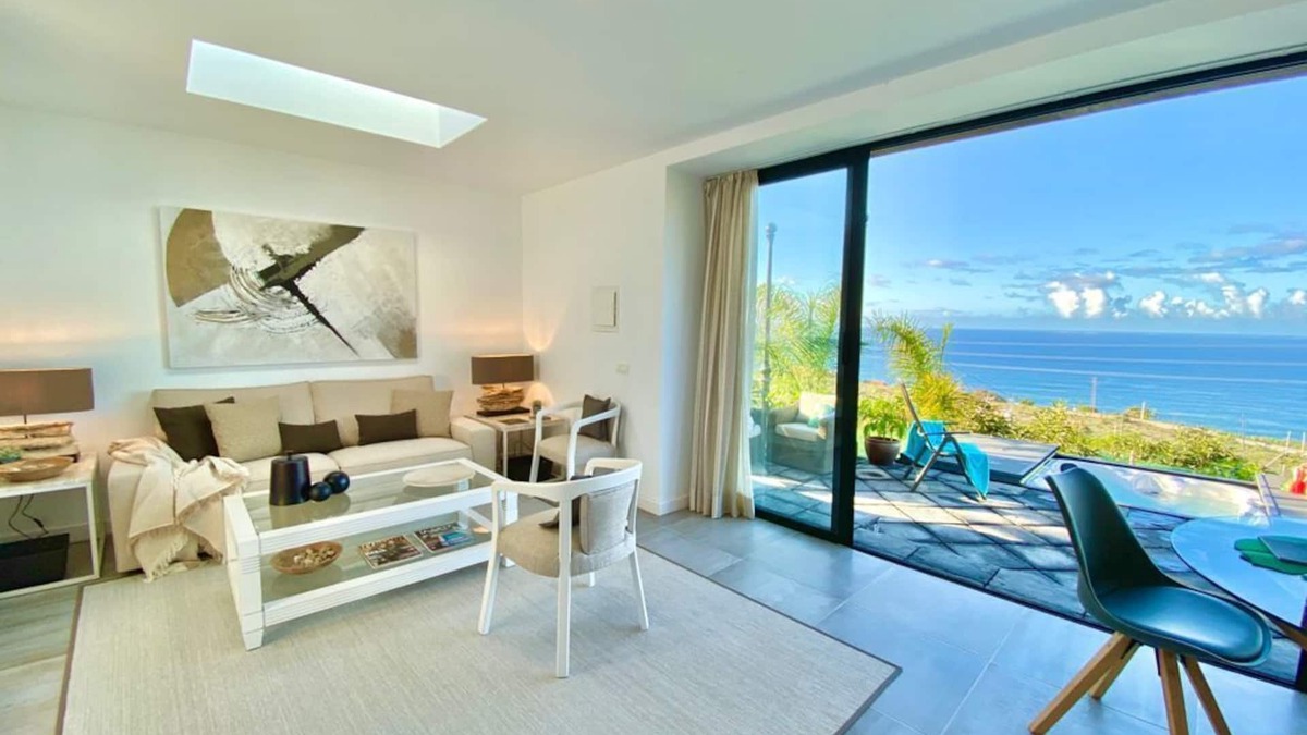 La Orotava House | CASA LAVA Bright house with magnificent sea views.