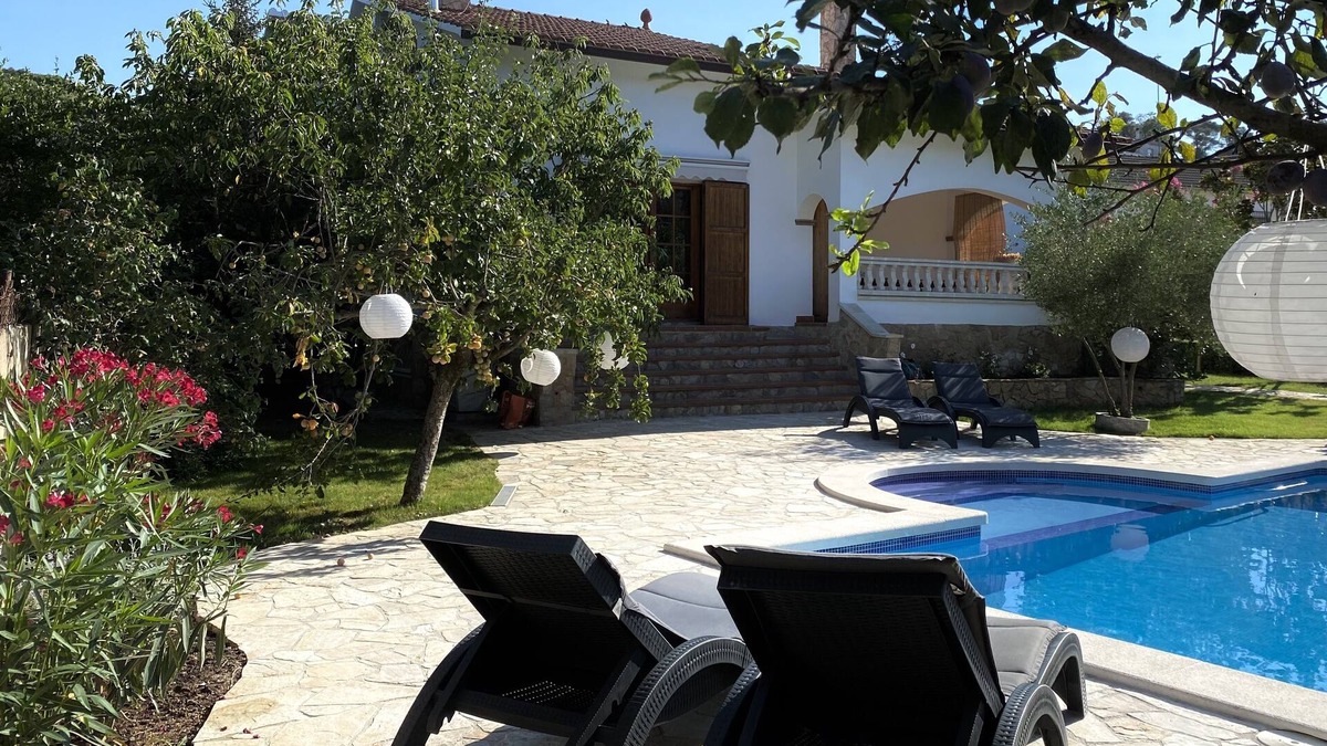 Macanet de la Selva Villa | Casa LeVi, a family home with private heated pool