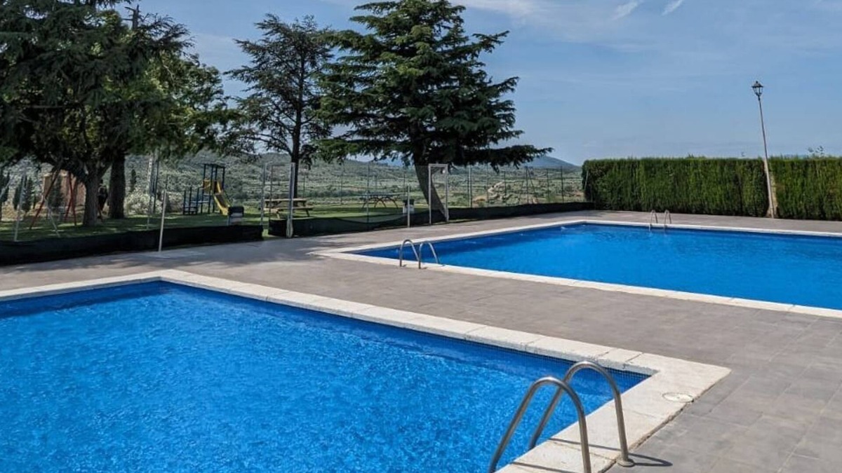 Canet lo Roig House | Casa Liberta: Gîte for 10 people, ideal for families, pets allowed.