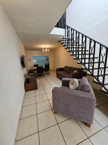 San Juan de los Lagos House | Casa los Mariachis centro