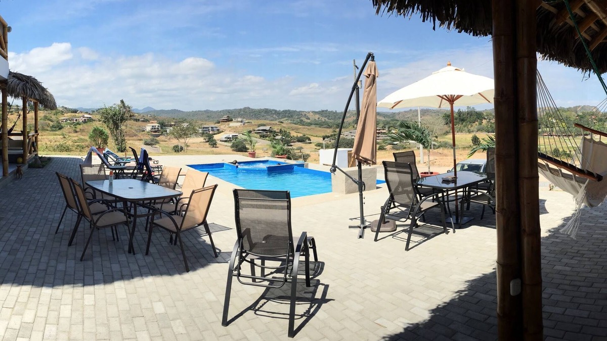 Olon House | Casa Los Panchos - Oceanview Home with Pool