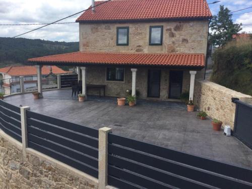 Outes House | Casa Madrilejo